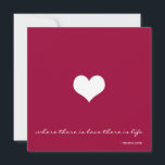 Invitación a la boda Minimalista Claret en rojo y<br><div class="desc">Todo el texto de esta minimalista invitación a una boda blanca y roja es totalmente personalizable. Si desea un aspecto más minimalista, también puede eliminar la imagen del corazón. La cita del frente dice "Donde hay amor hay vida". Sin embargo, puedes usar cualquier cita que quieras. Sólo cambia con la...</div>