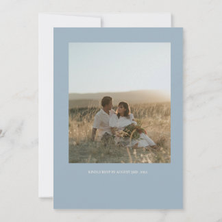 Invitación a la boda minimalista en azul y crema