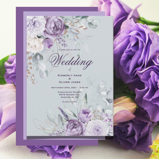 Invitación a la boda moderna con flores moradas y  (Subido por el creador)