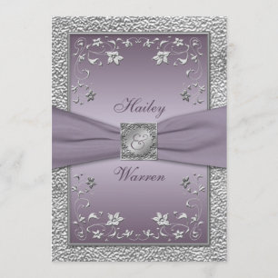 Invitación a la boda monogramada con platillos flo