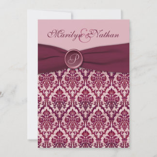 Invitación a la boda monogramada de Burgundy Damas