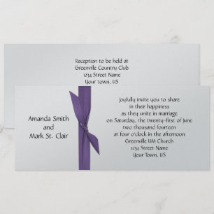 Invitación a la boda plateada con cinta morada