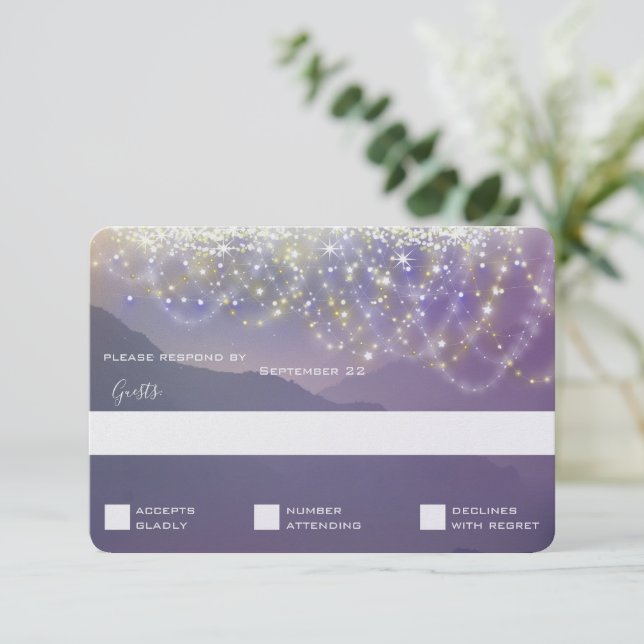 Invitación a la boda púrpura violeta de las luces  (Anverso de pie)
