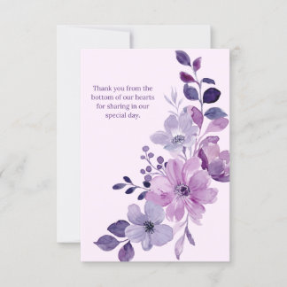 Invitación a la boda romántica con flores rosadas