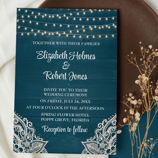 Invitación a la boda Verde azulada de la elegancia (Dark Teal Wooden  String Lights and Lace Wedding Invitation on brown plate with dry wildflowers)
