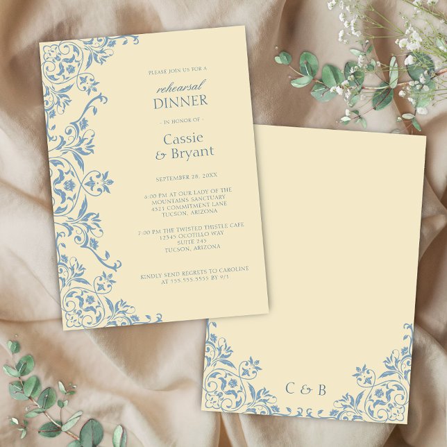Invitación a la cena con un ensayo de mantequilla  (elegant old money butter yellow and dusty blue wedding rehearsal dinner invitation with chintz)
