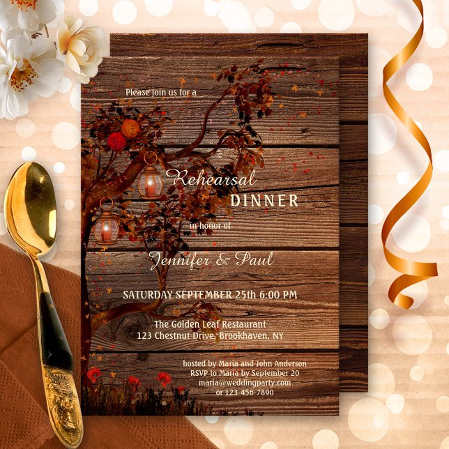 Invitación a la cena de ensayo de las luces de oto (Rehearsal Dinner invitation featuring an autumn tree with colorful leaves, roses and festive lantern)