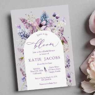 Invitación a la ducha con flores moradas moradas +