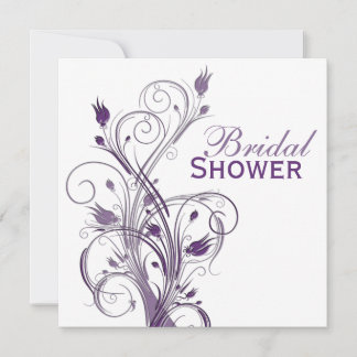 Invitación a la ducha con flores moradas y blancas