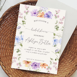 Invitación a la ducha con flores salvajes acuática
