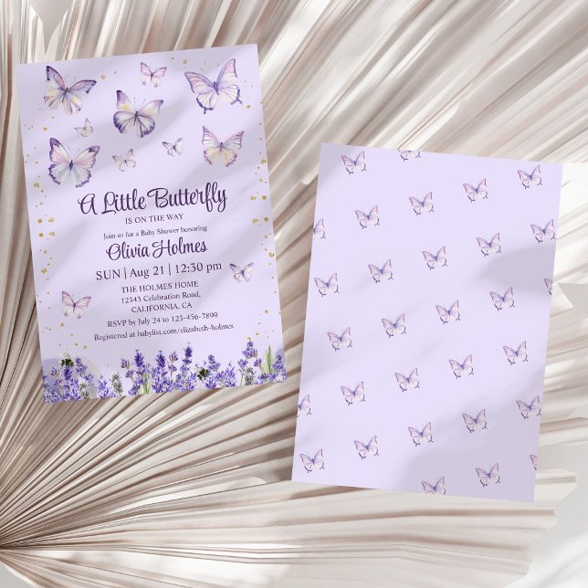 Invitación a la ducha de la niña con mariposa mora (Purple Butterfly Baby Girl Shower Invitation on a dry white palm leaf.)