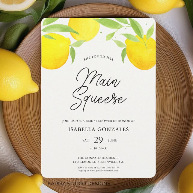 Invitación a la ducha de la novia de Main Squeeze  (This citrus summer bridal shower invitation is shown in 5 x 7 inches. Other sizes available.)
