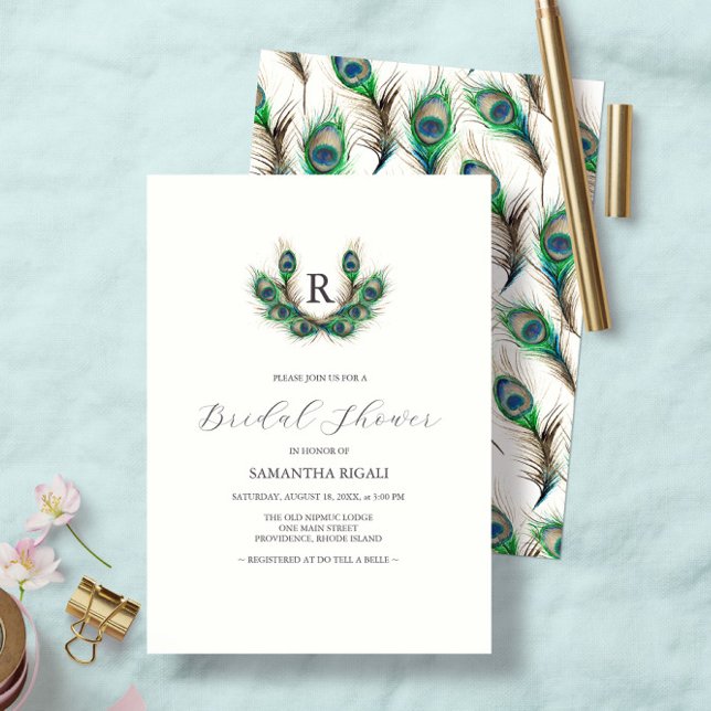 Invitación a la ducha de novia Peacock acuarela (Monogrammed Bridal Shower Invitations feature watercolor peacock feathers by Victoria Grigaliunas )