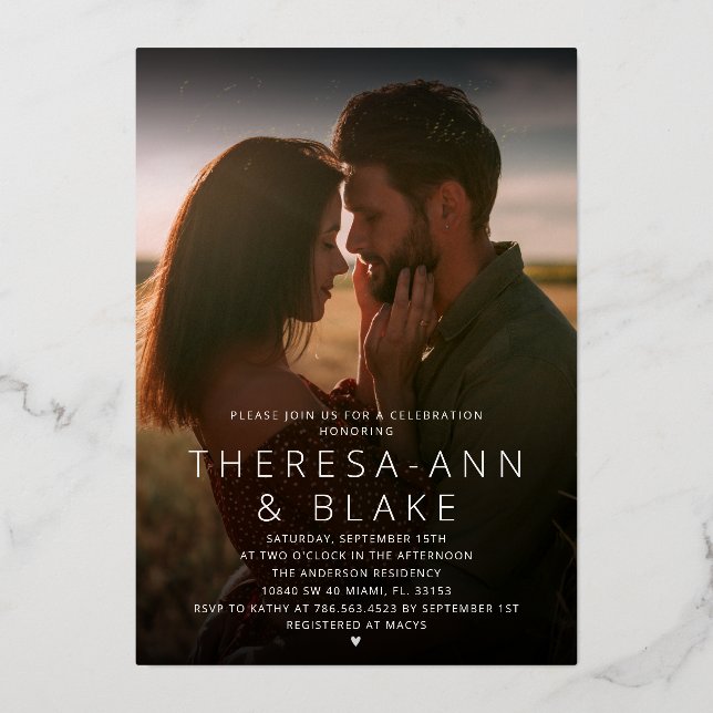 Invitación a la ducha de una pareja moderna y eleg (Anverso)