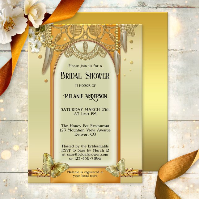Invitación a la ducha nupcial Boho Dreamcatcher Go (Boho bridal shower invitation featuring a dreamcatcher design in gold and green with feathers)