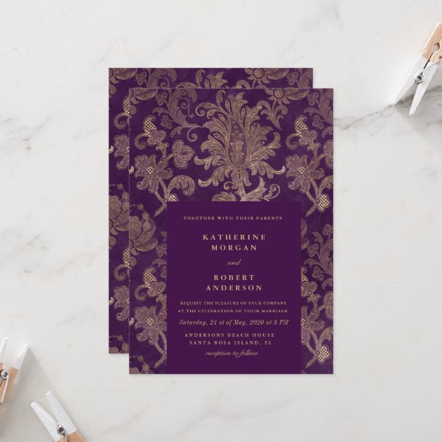 Invitación a la elegante boda púrpura Royal Damask (Anverso/Reverso In Situ)