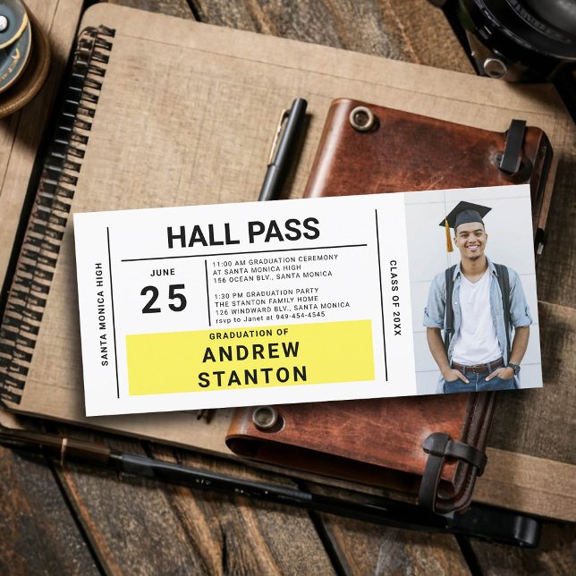 Invitación a la escuela secundaria del Partido de  (boy graduation party ideas high school hall pass invitation template male grad diy personalized)