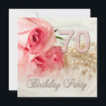 Invitación a la fiesta de cumpleaños 70, rosas y p<br><div class="desc">Una hermosa y delicada imagen de un rosa en suaves tonos rosas. En el fondo hay una cadena de perlas. El conjunto se suaviza con una pluma delicada. Una encantadora invitación para la fiesta de cumpleaños número 70.  Cambiar la espalda a los detalles de su propio fiesta</div>