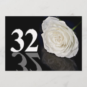 Invitación a la fiesta de cumpleaños de 32 años