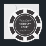 Invitación a la fiesta de cumpleaños de Black Poke<br><div class="desc">Invitación al estilo de chip de póquer con temas de casino en blanco y negro</div>