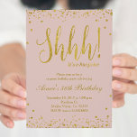 Invitación a la fiesta de cumpleaños de oro y Rosa<br><div class="desc">Los confetti de oro falso salpican la invitación rosa de la fiesta con un diseño brillante para la fiesta sorpresa de cumpleaños. Perfecto para el cumpleaños moderno.</div>