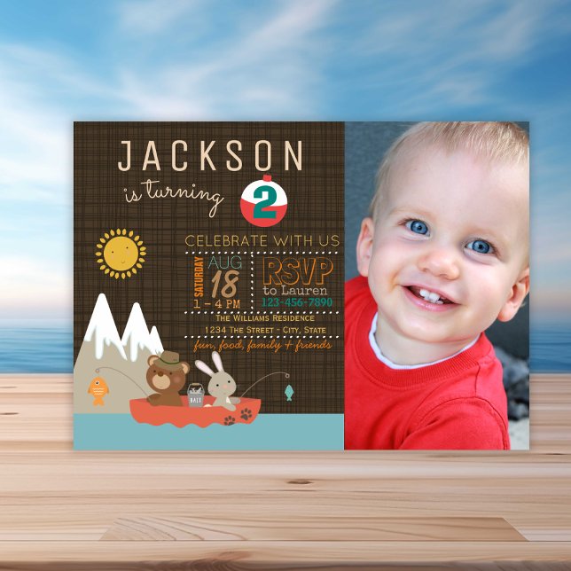 Invitación a la fiesta de cumpleaños de pesca con  (Boy's cute fishing any number birthday invitation. Simply add your event details.)