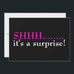 Invitación a la fiesta de cumpleaños de Shhh Surpr<br><div class="desc">Shhh es una invitación sorpresa para la fiesta de cumpleaños en rosa negro y caliente. Celebración de la fiesta de cumpleaños número 70,  nuestra plantilla está lista para ti. ¡Celebra setenta!</div>