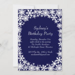 Invitación a la fiesta de cumpleaños de Winter Lac<br><div class="desc">Brillantes copos de nieve blancos en un fondo azul profundo decoran esta invitación de cumpleaños. Esta invitación es fácil de personalizar con cualquier nombre y perfecto para cualquier edad. Si necesita más elementos en esta colección,  simplemente contáctenos a prettyfancyinvites@gmail.com con su solicitud.</div>