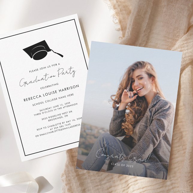 Invitación a la fiesta de graduación con guión grá (2025 Graduation Photo Script Grad Party Invitation)