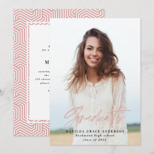 Invitación a la fiesta de graduación de chica rosa