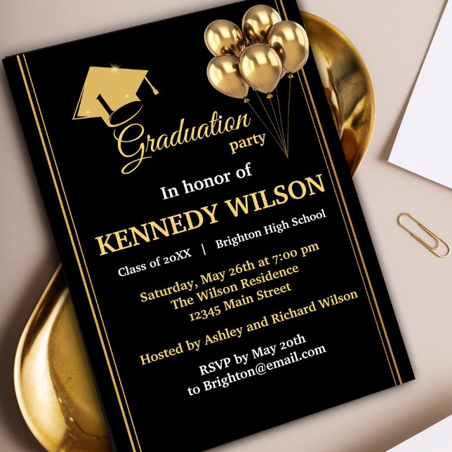 Invitación a la fiesta de graduación de oro negro  (Celebrate your graduation in style with this Gold Sparkles Graduation Party Invitation. #sparkles)