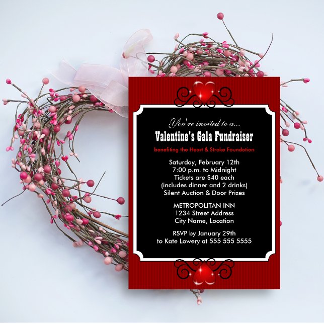 Invitación a la Fiesta de San Valentín (Valentine's Day party or gala invitation front view.)