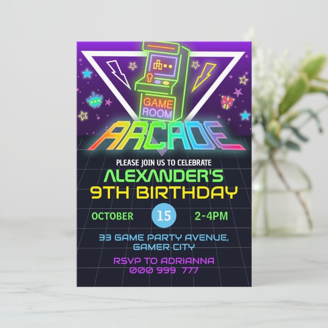 Invitación a la Fiesta Neon de Arcade Birthday Gam (Anverso de pie)