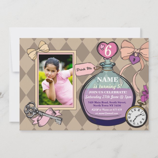 Invitación a la foto del cumpleaños de Alice Wonde (Anverso)