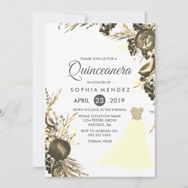 Invitación a la Quinceanera floral con traje dorad (Anverso)