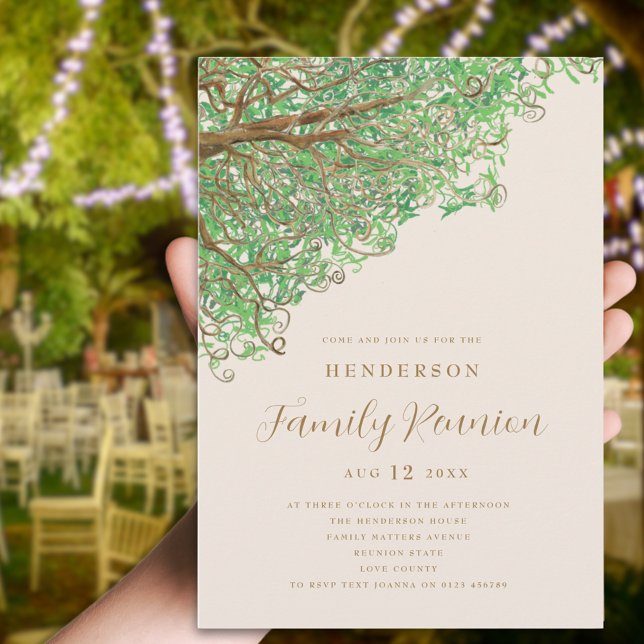 Invitación a la reunión de la familia de árboles a (Watercolor tree family reunion invitation beige green brown modern script )