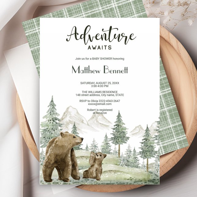 Invitación a la selva acuarela de madres y bebés (Sage green baby shower invitation featuring watercolor forest and bear design)