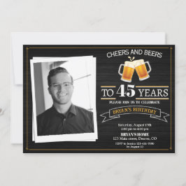 Invitación a las cervezas y a las vítores de fotos