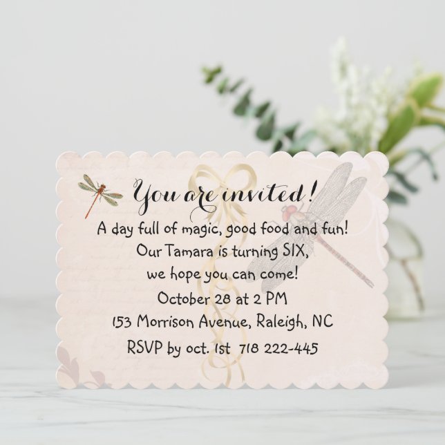 Invitación a las libélulas de cumpleaños (Anverso de pie)
