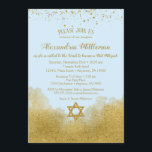 Invitación a Mitzvah de Blue Gold Bat<br><div class="desc">Una elegante invitación a Bat Mitzvah azul y dorado que incluye confetti purpurina de oro en la parte superior y glam dorado en la parte inferior con un purpurina de oro Star of David.</div>