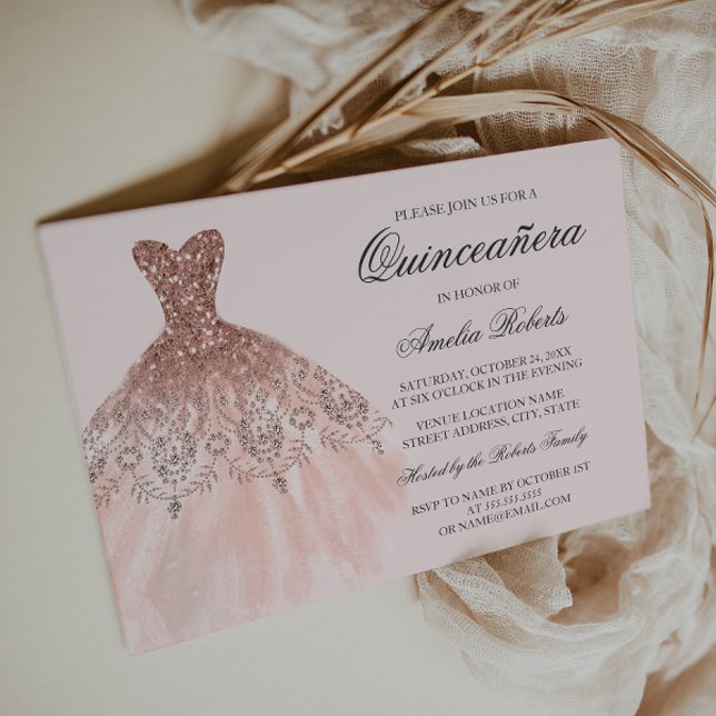 Invitación a Quinceanera con vestido de piel de or (Subido por el creador)