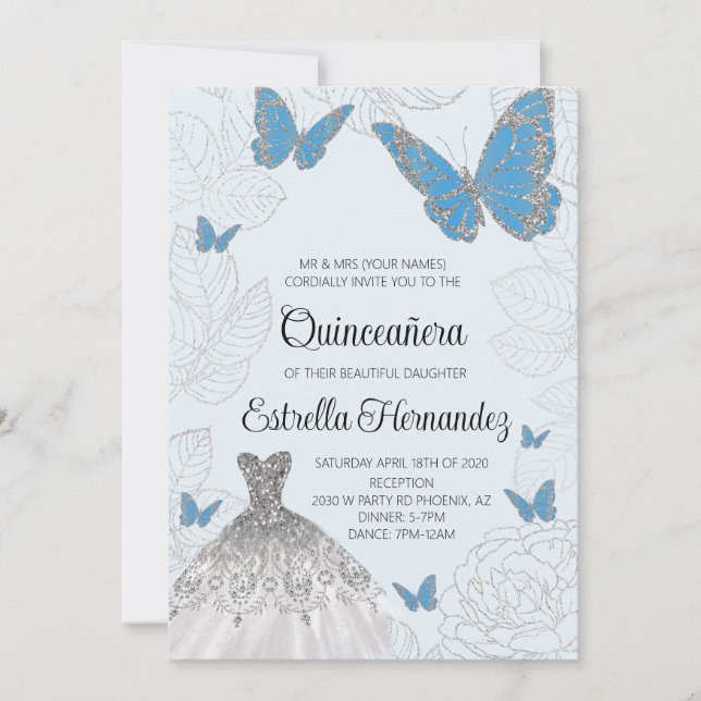 Invitación a Quinceanera de Mariposa Azul y Plata (Anverso)