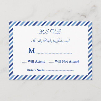 Invitación a tarjeta RSVP de brújula náutica