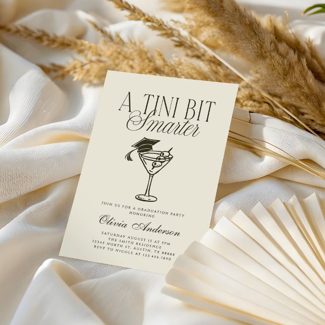 Invitación A Tini Bit Smarter Green Graduation (Subido por el creador)