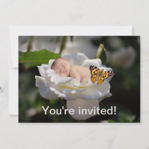 Invitación a un bebé y a una rosa blanca