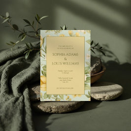 Invitación a una boda floral beige y verde suave
