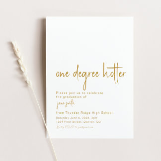 Invitación a una fiesta de graduación con un grado