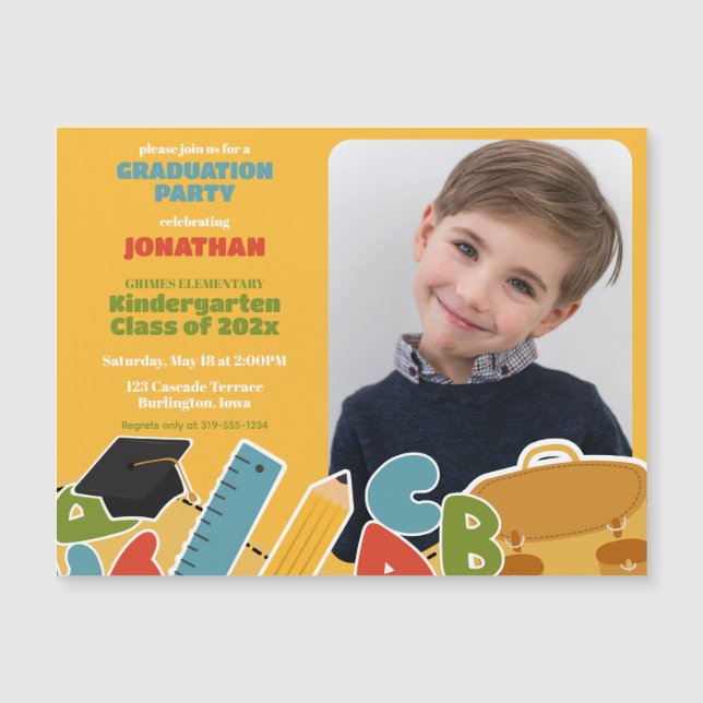Invitación a una fiesta de graduación de jardín de (Anverso)