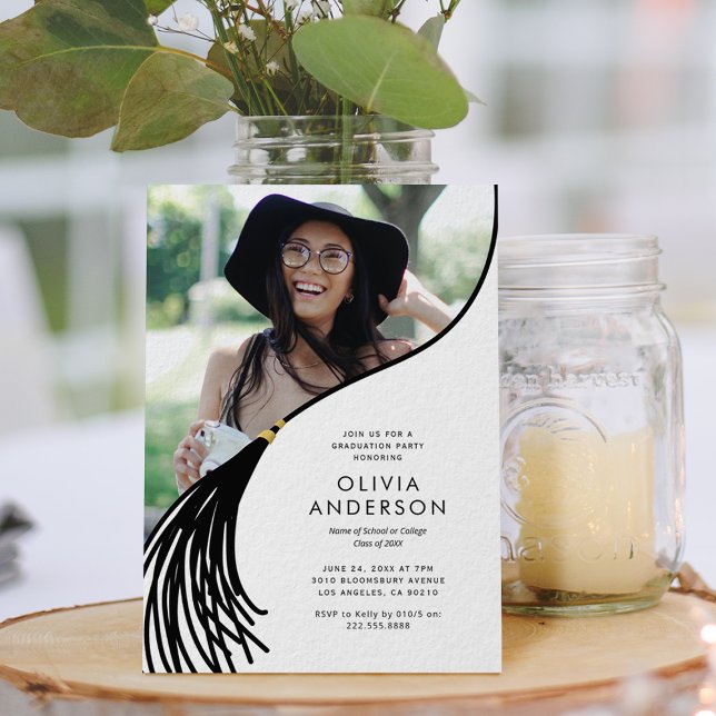 Invitación a una fiesta simple de graduación fotog (Subido por el creador)
