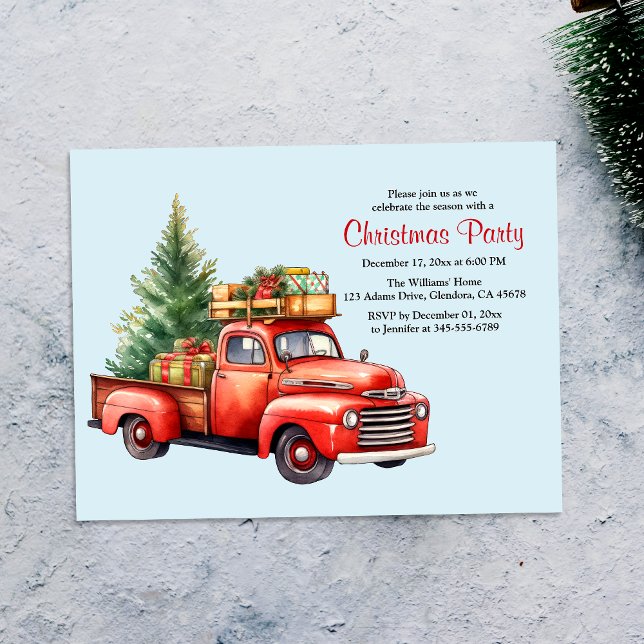 Invitación a vacaciones en camión de navidades Fie (This Vintage Red Truck Christmas Invitation captures the heartwarming essence of the holiday season.)